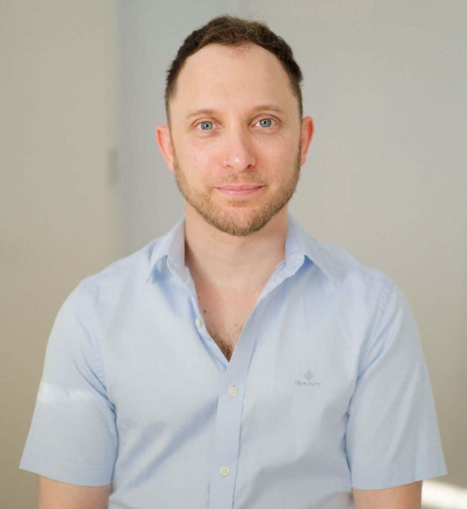 תמונה אדם גל דיאטן ומטפל ברפואה סינית